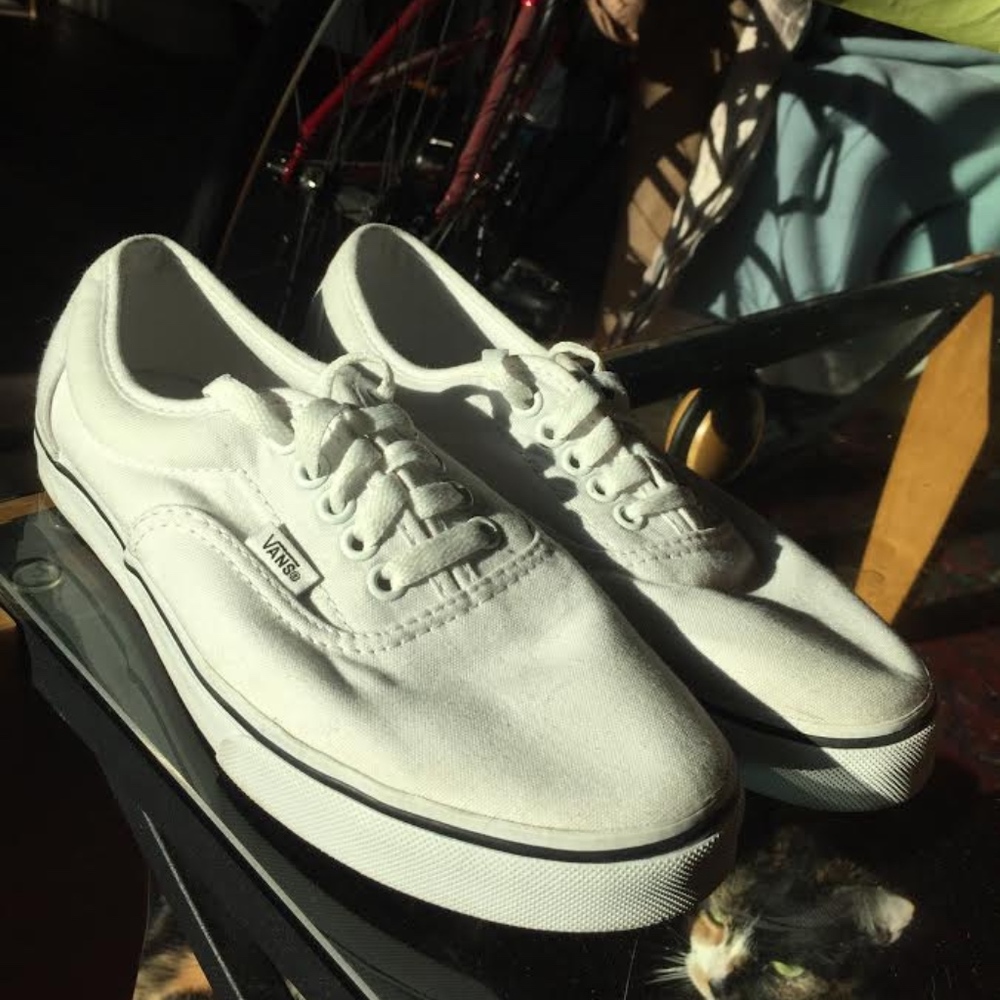 Vans LPE True White